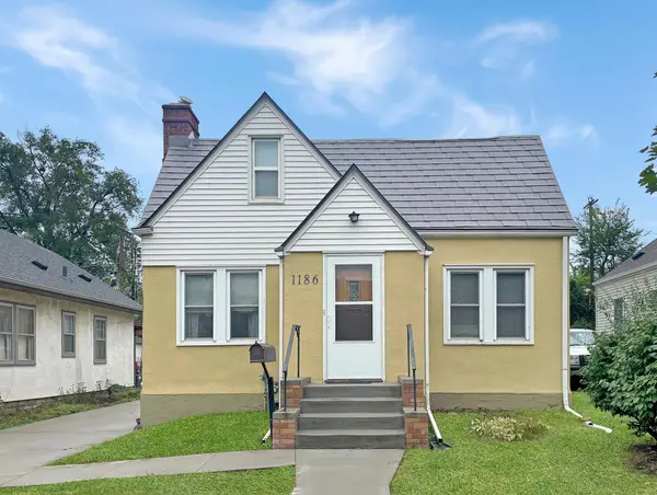1186 Englewood Avenue, Saint Paul, MN 55104
