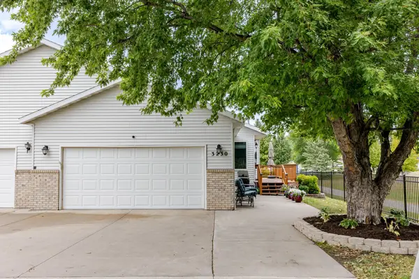 3230 35th Avenue S, Fargo, ND 58104