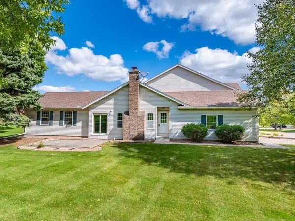 4825 Orchid Lane N, Plymouth, MN 55446