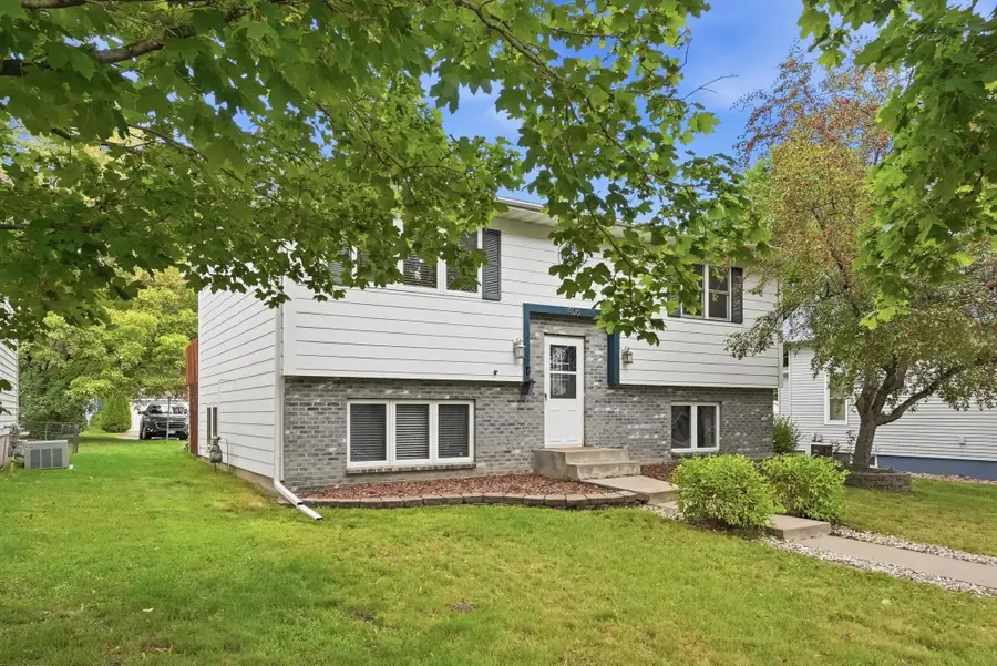 406 5th Avenue N, Sauk Rapids, MN 56379 - #2