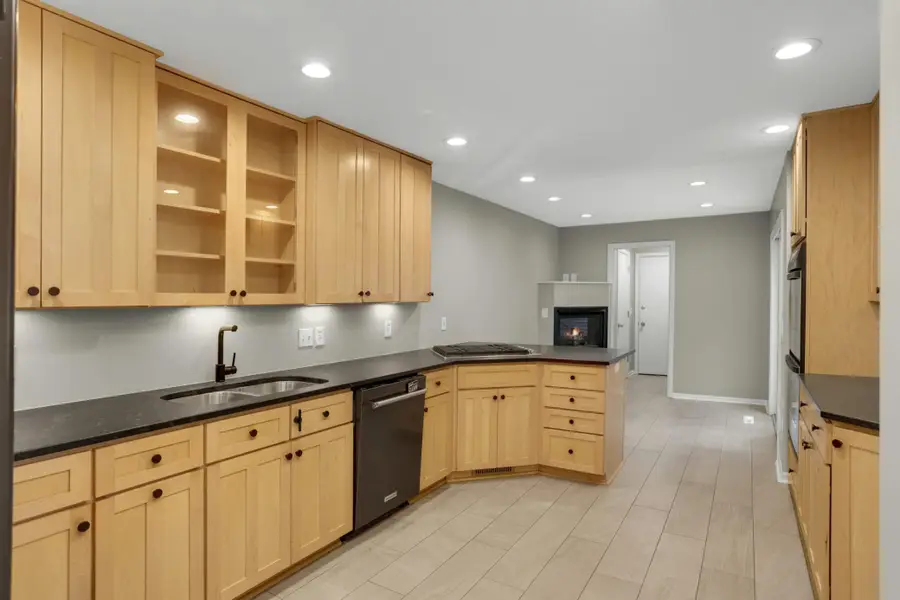 7 Wellesley Place, Edina, MN 55436 - #3