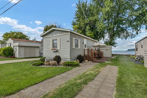 201 S Franklin Street #12, Lake City, MN 55041