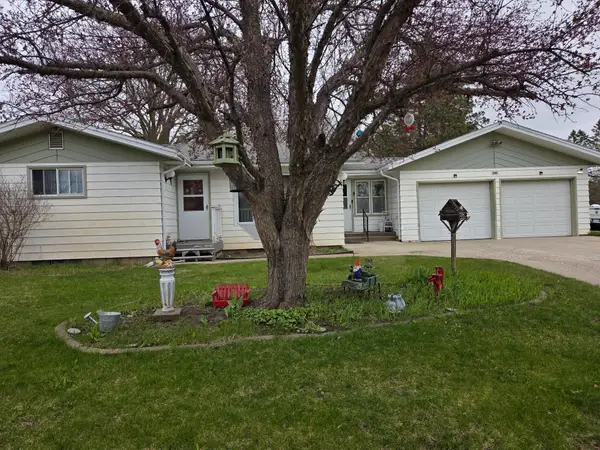 232 Nowell Street W, New York Mills, MN 56567