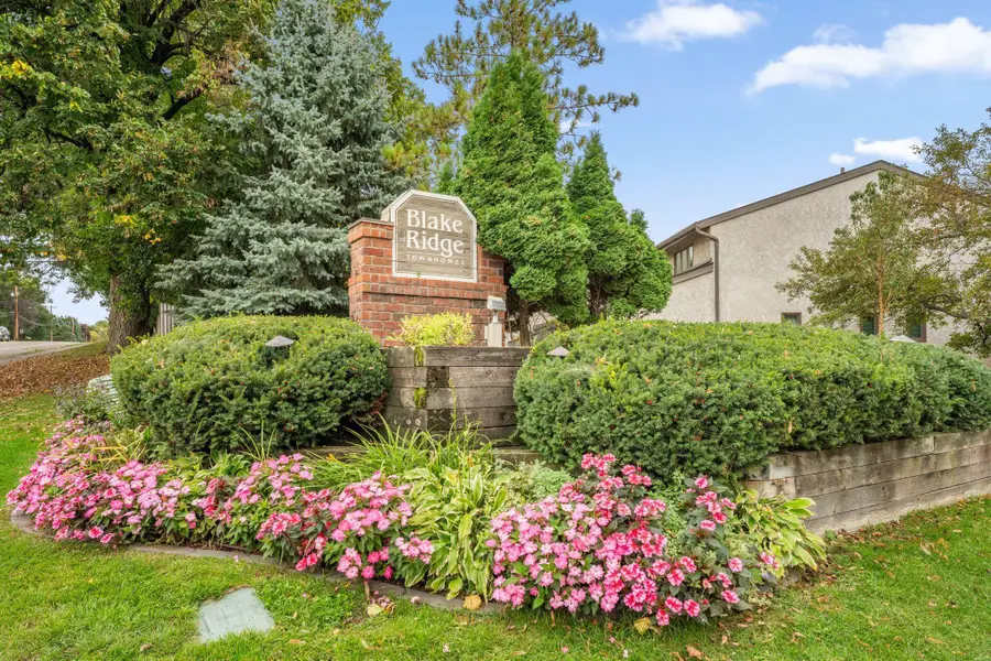 6121 Blake Ridge Road, Edina, MN 55436 - #2