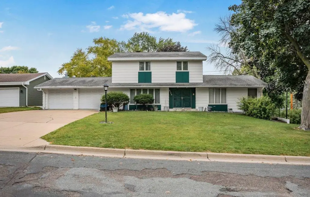 5173 Lincoln Street Ne, Fridley, MN 55421 - #1
