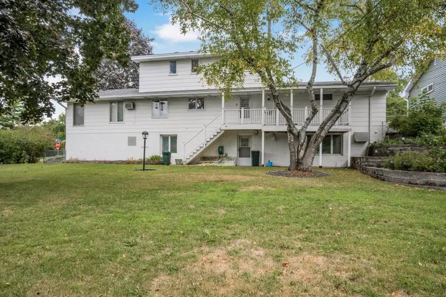 5173 Lincoln Street Ne, Fridley, MN 55421 - #3