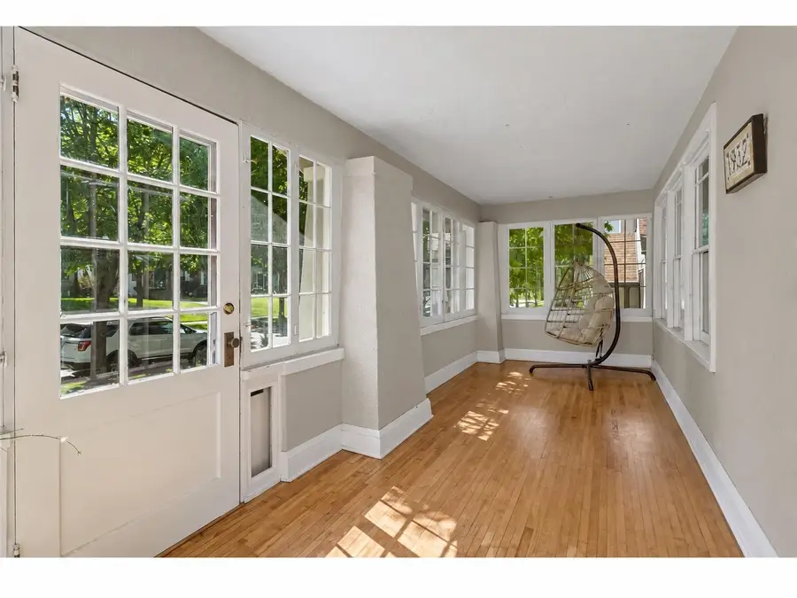 1932 Cleveland Street Ne, Minneapolis, MN 55418 - #3