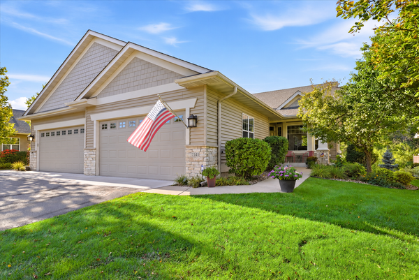 7141 Ballard Trail, Inver Grove Heights, MN 55077