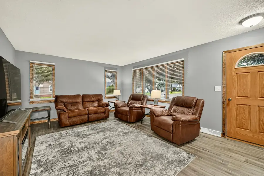 800 6th Street Nw, Austin, MN 55912 - #2