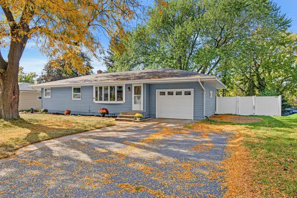 2949 Northview Street, Roseville, MN 55113