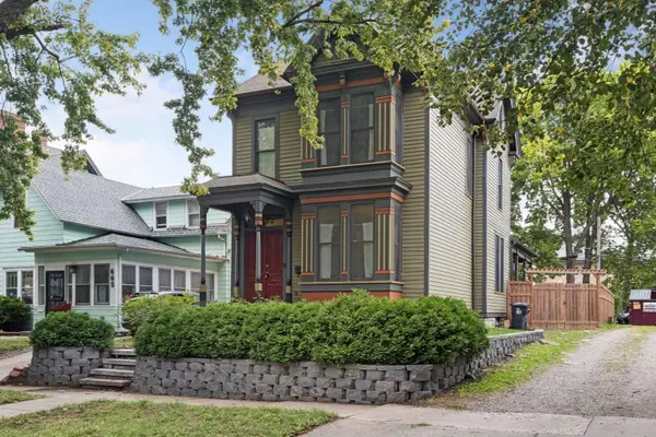 667 5th Street E, Saint Paul, MN 55106