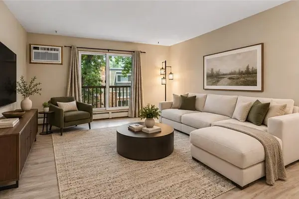 7414 W 22nd Street #302, Saint Louis Park, MN 55426