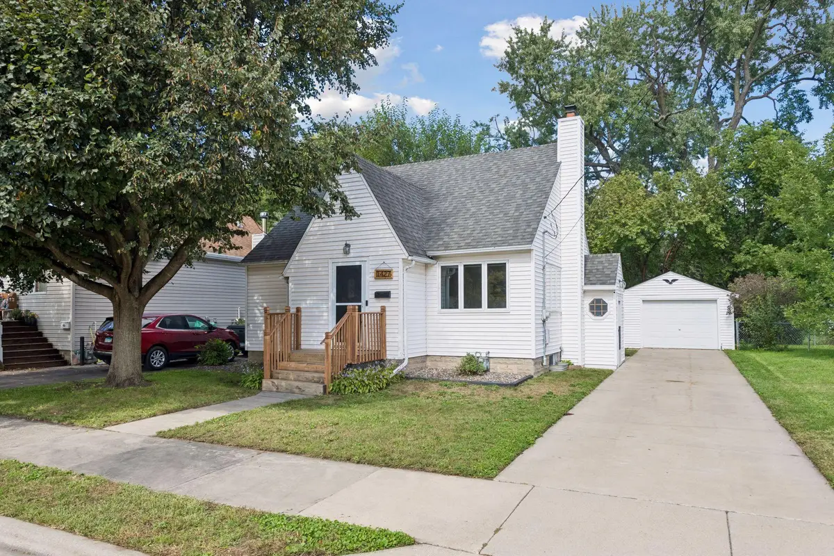 1427 1st Street Se, Rochester, MN 55904 - #1