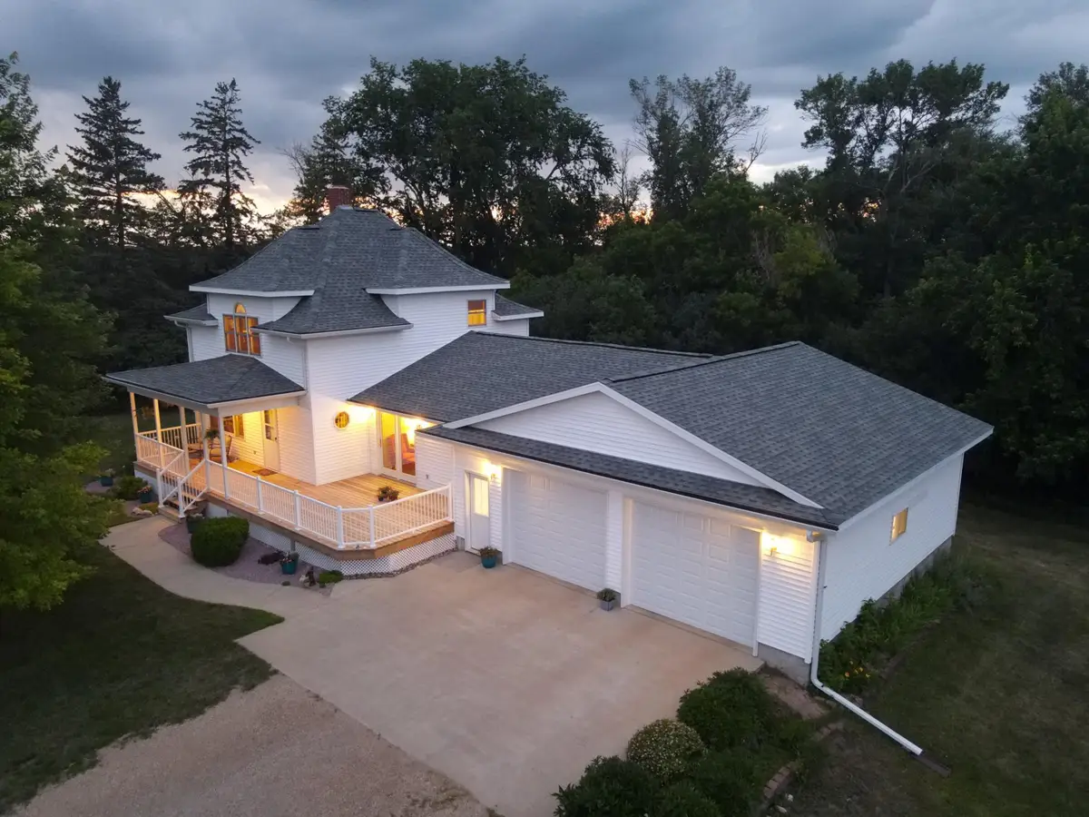 4060 50th Avenue Nw, Montevideo, MN 56265 - #1