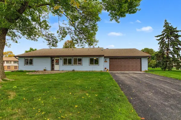 3774 Goodwin Avenue N, Oakdale, MN 55128