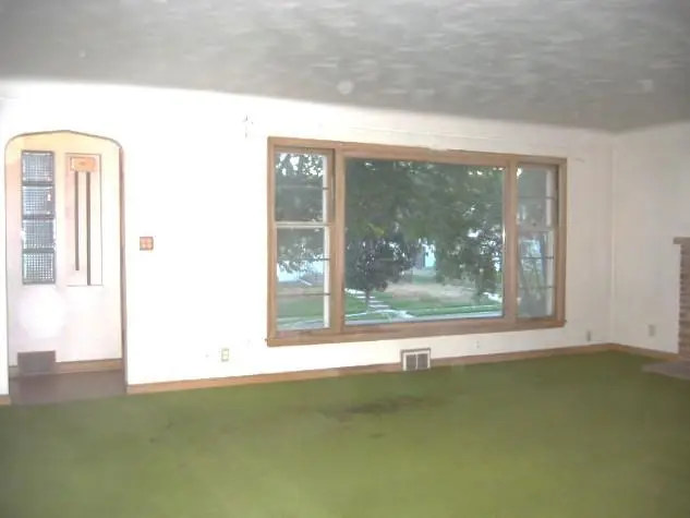 834 Hoyt Avenue W, Saint Paul, MN 55117 - #3