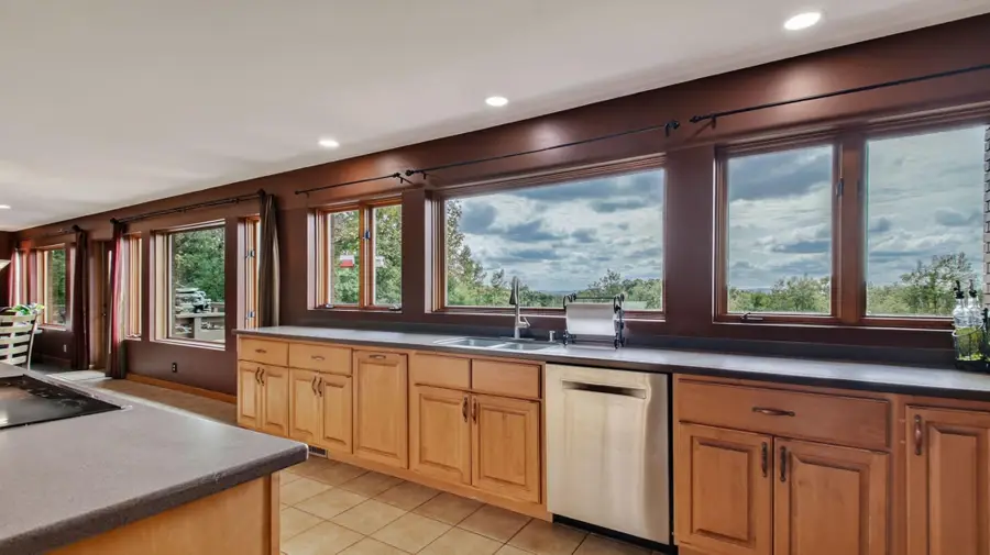 445 E Woodridge Drive, Eau Claire, WI 54701 - #2