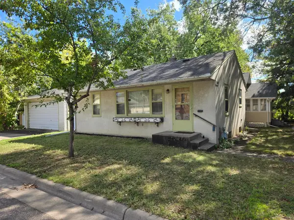 1590 Payne Avenue, Saint Paul, MN 55130