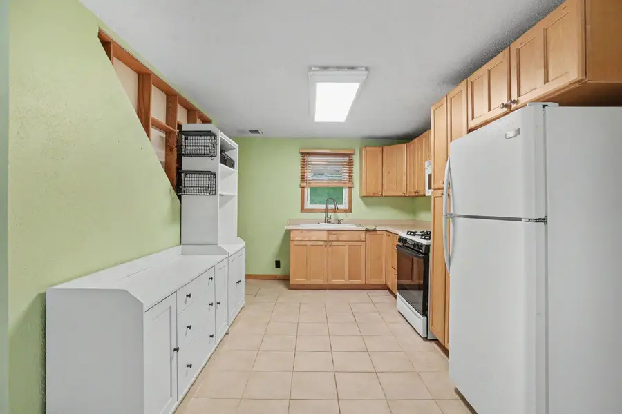 549 18th Avenue N, South Saint Paul, MN 55075 - #3