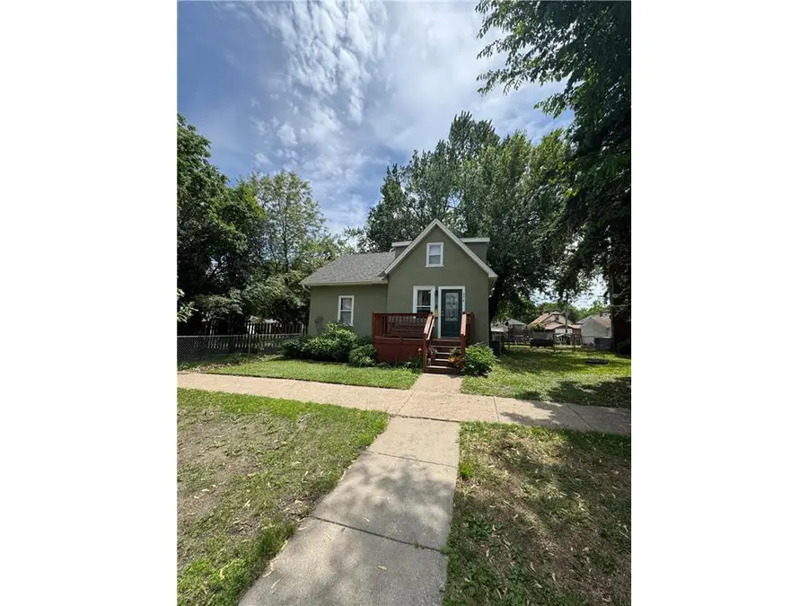 878 Monroe Court, Saint Paul, MN 55102 - #2