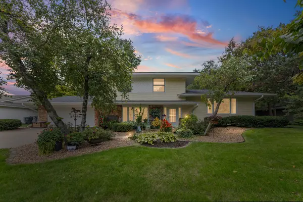 228 Walnut Lane, Apple Valley, MN 55124
