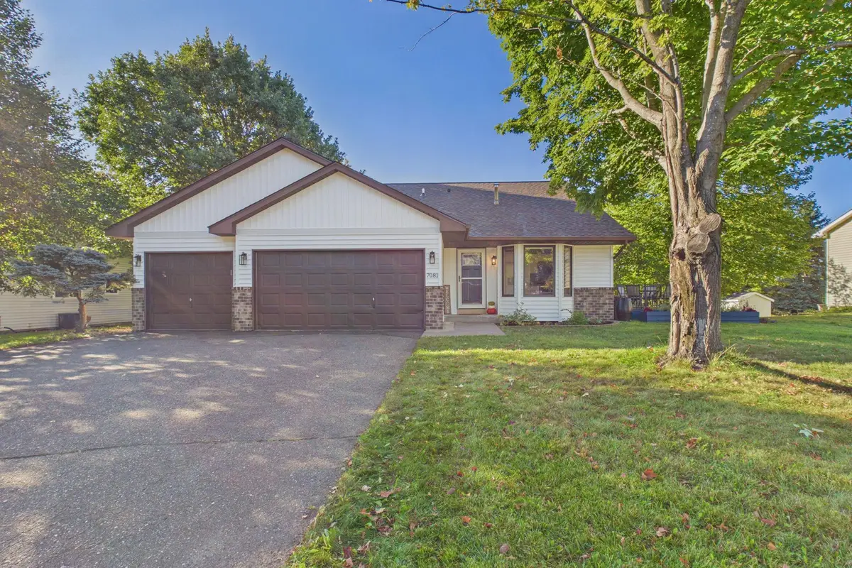 7081 Upper 36th Street N, Oakdale, MN 55128 - #1