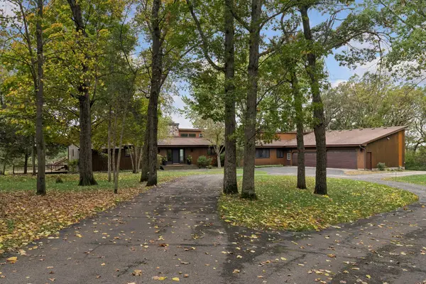4720 55th Avenue Sw, Rochester, MN 55902