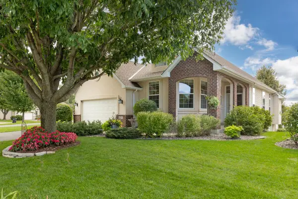 18711 Farmstead Circle, Eden Prairie, MN 55347