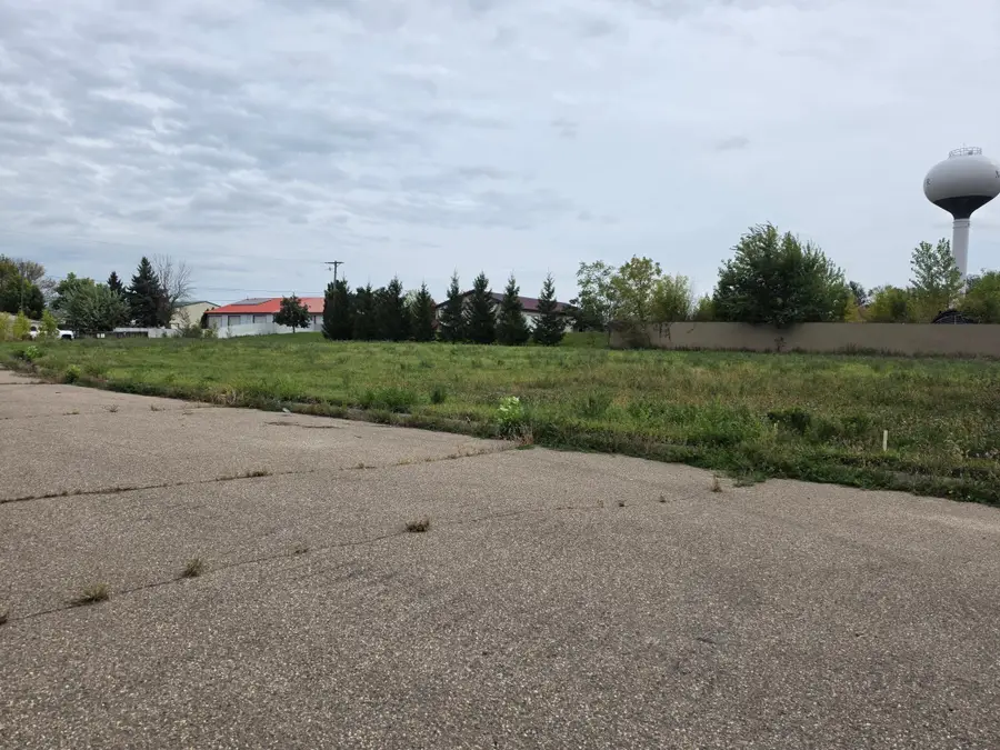 612 Ash Ave S, Mayer, MN 55360 - #2