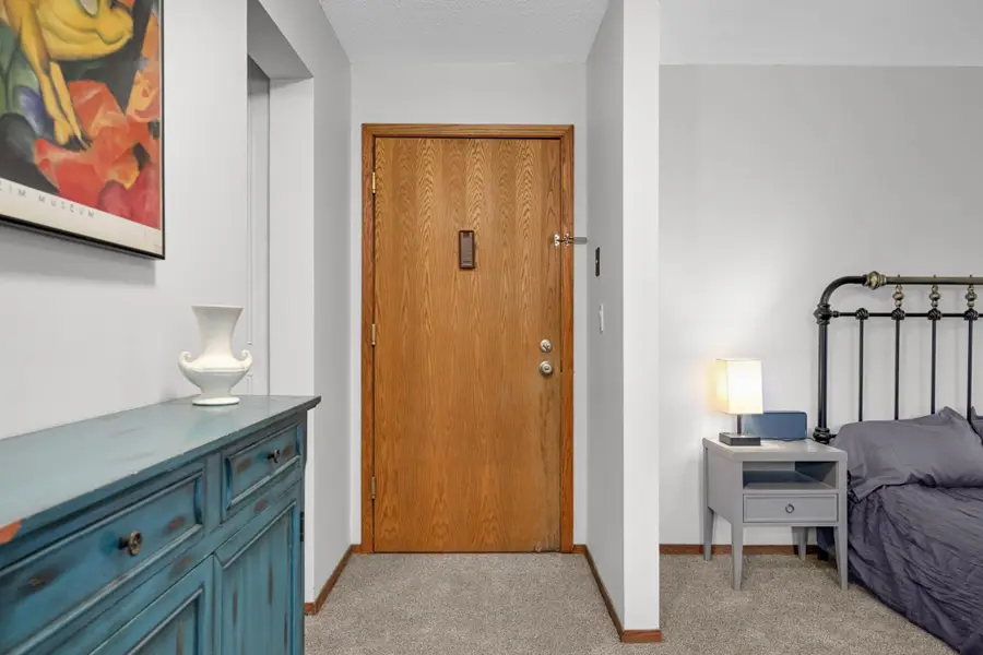 2536 Dupont Avenue S #101, Minneapolis, MN 55405 - #2