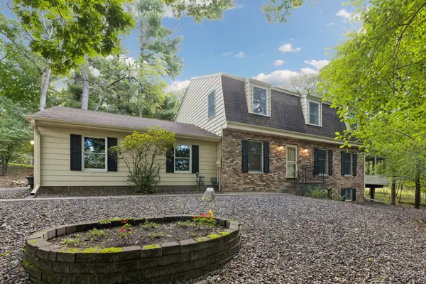 360 Quail Road, Dellwood, MN 55110