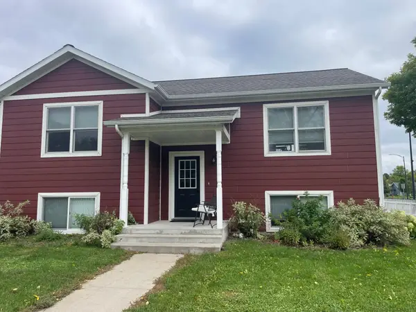 908 NW 1st Avenue, Grand Rapids, MN 55744