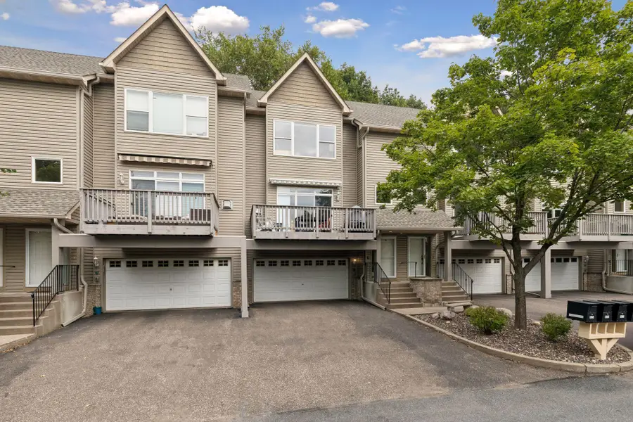 9820 Cove Drive, Minnetonka, MN 55305 - #2
