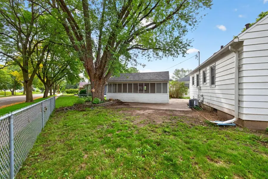 1438 15th Avenue Nw, Rochester, MN 55901 - #3
