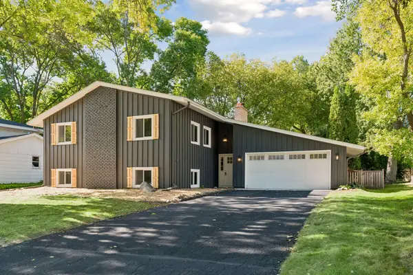 5516 Warden Avenue, Edina, MN 55436