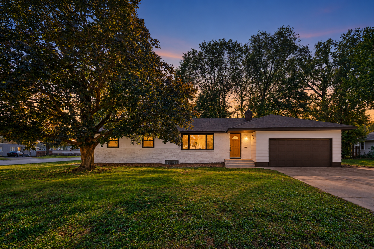 4243 Douglas Drive N, Crystal, MN 55422 - #1
