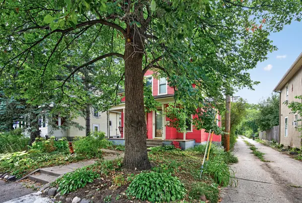 3313 E 26th Street, Minneapolis, MN 55406