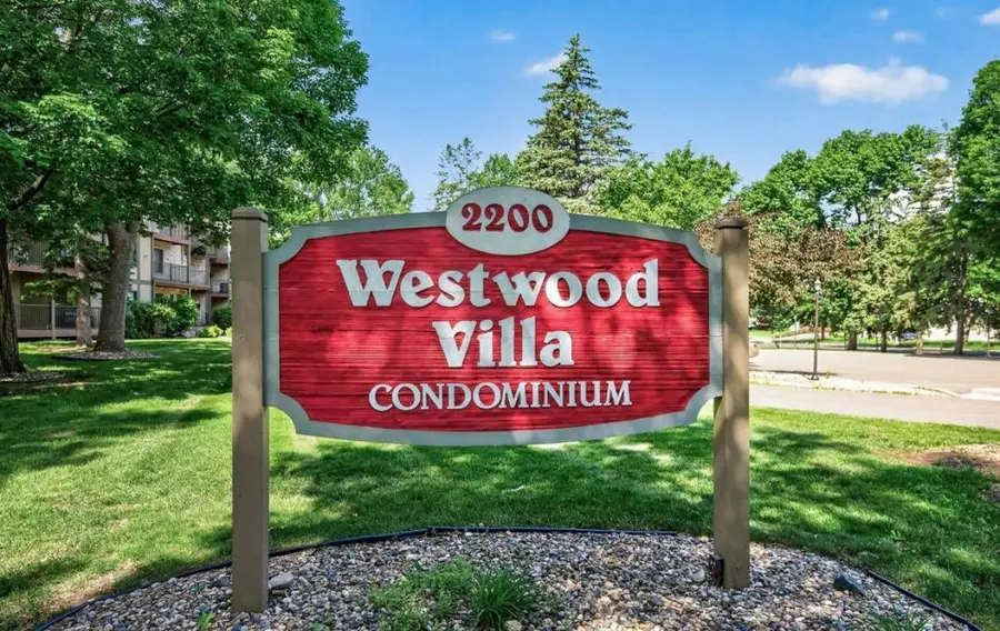 2200 Nevada Avenue S #210, Saint Louis Park, MN 55426 - #2
