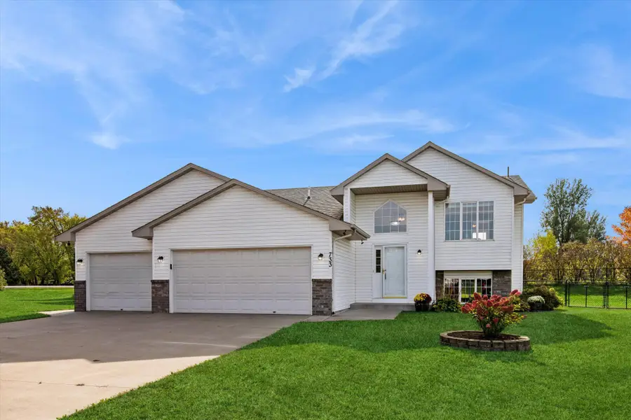 733 Obrien Parkway, Belle Plaine, MN 56011 - #2