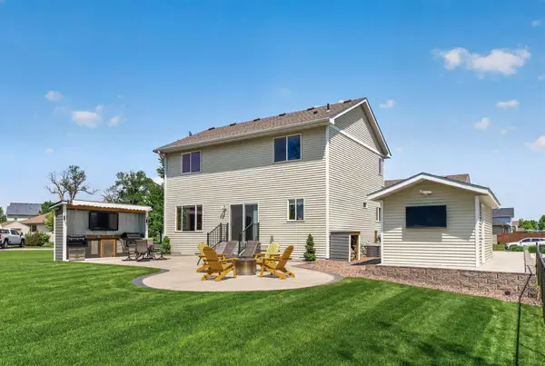 12295 63rd Street Ne, Albertville, MN 55301