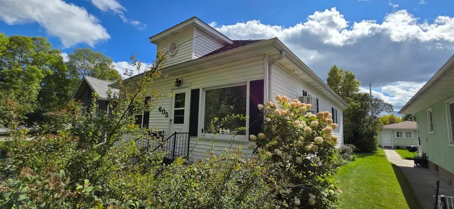 605 7th Street, International Falls, MN 56649 - #2