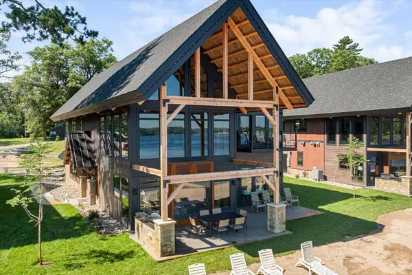 Cragun's Hillside #707 6 Bdrm Cronobles Court, East Gull Lake, MN 56401