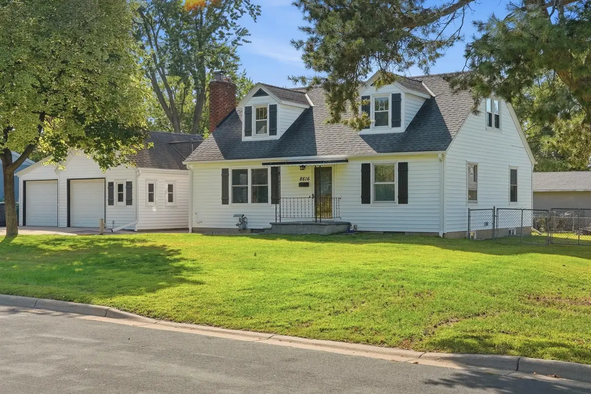 8616 1st Avenue S, Bloomington, MN 55420 - #1
