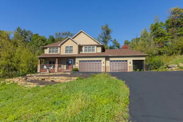 908 87th Avenue, Hudson, WI 54016