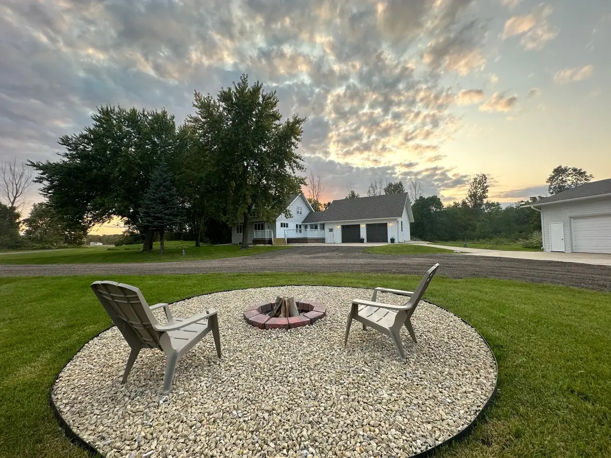 3306 11th Street Ne, Austin, MN 55912 - #1