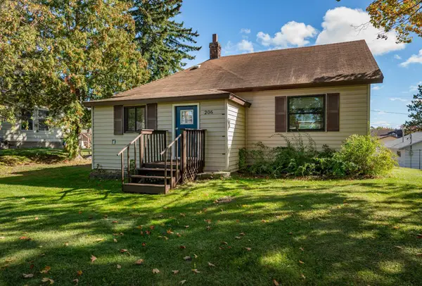 206 Dudley Avenue, Coleraine, MN 55722