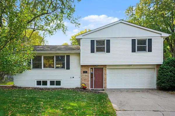 16401 Temple Drive S, Minnetonka, MN 55345