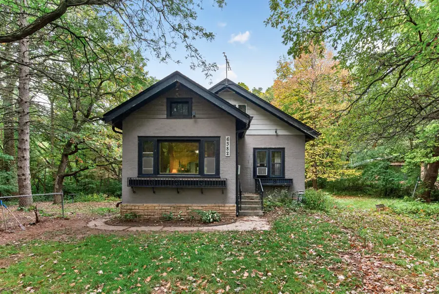 6382 Stillwater Boulevard N, Oakdale, MN 55128 - #3