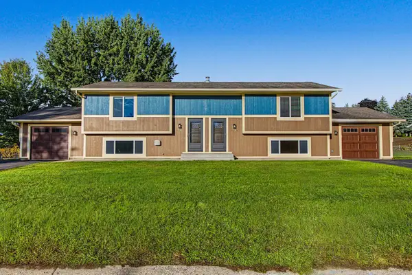 1381 Easter Lane, Eagan, MN 55123