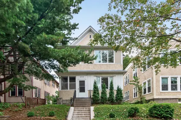 2545 Fillmore Street Ne, Minneapolis, MN 55418
